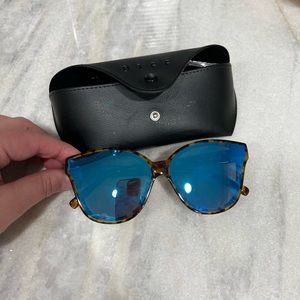 Diff women’s sunglasses. Nothing wrong with them I just don’t wear them!